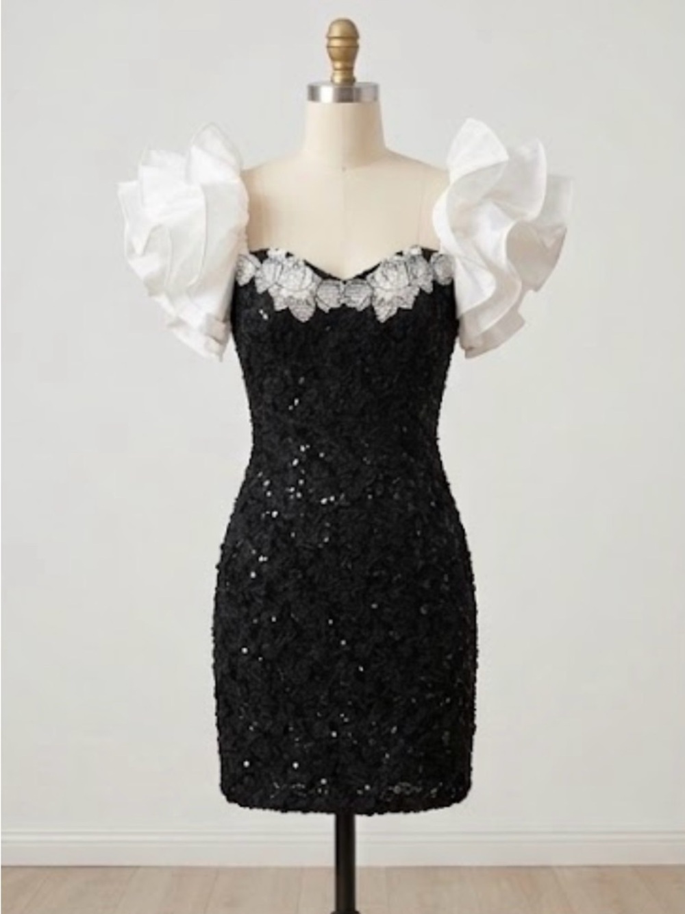 Vintage 80s Dave & Sequin & Satin Dress w/ Pearls & Lace 7/8 - Picture 2 of 10